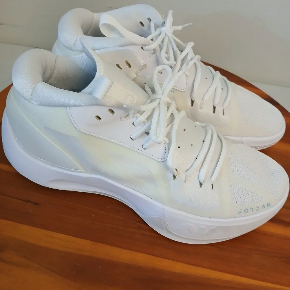 Jordan see images